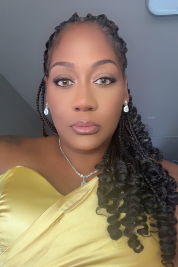 Cruise Brothers Travel Agent Vanessa Bryant